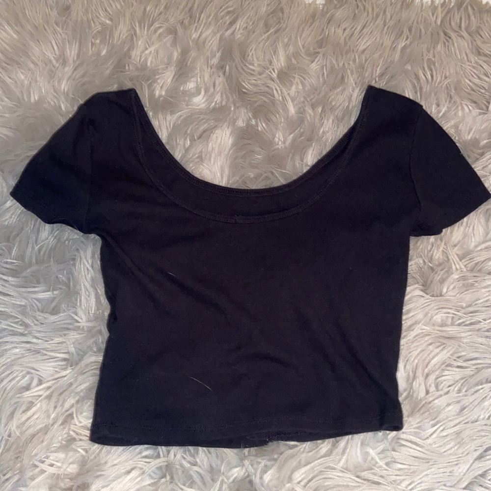 Black crop top
